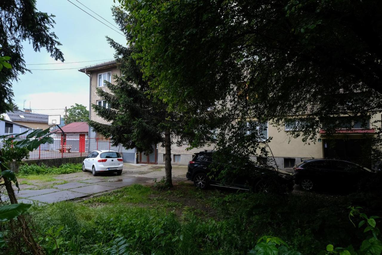 Mak Apartment - Free Parking - Balcony Szarajevó Kültér fotó