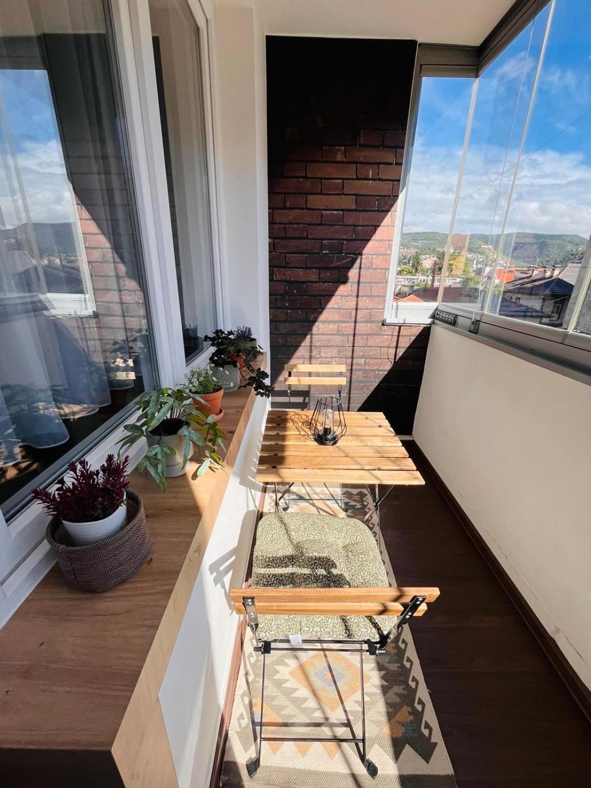 Mak Apartment - Free Parking - Balcony Szarajevó Kültér fotó
