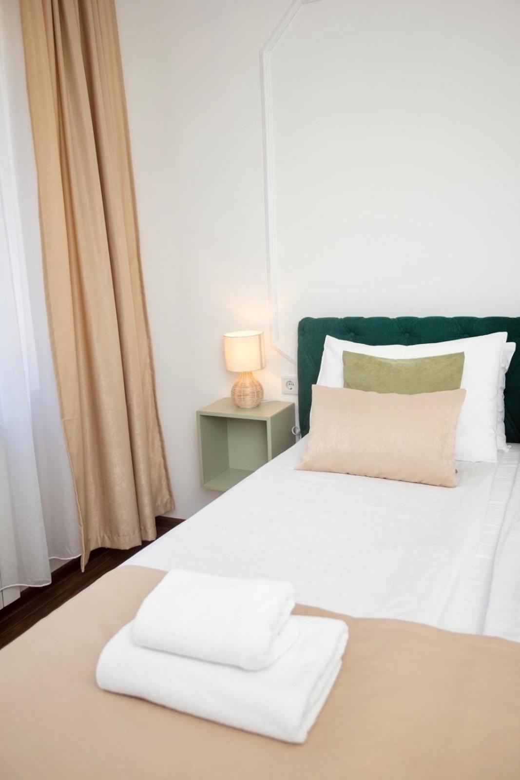 Mak Apartment - Free Parking - Balcony Szarajevó Kültér fotó
