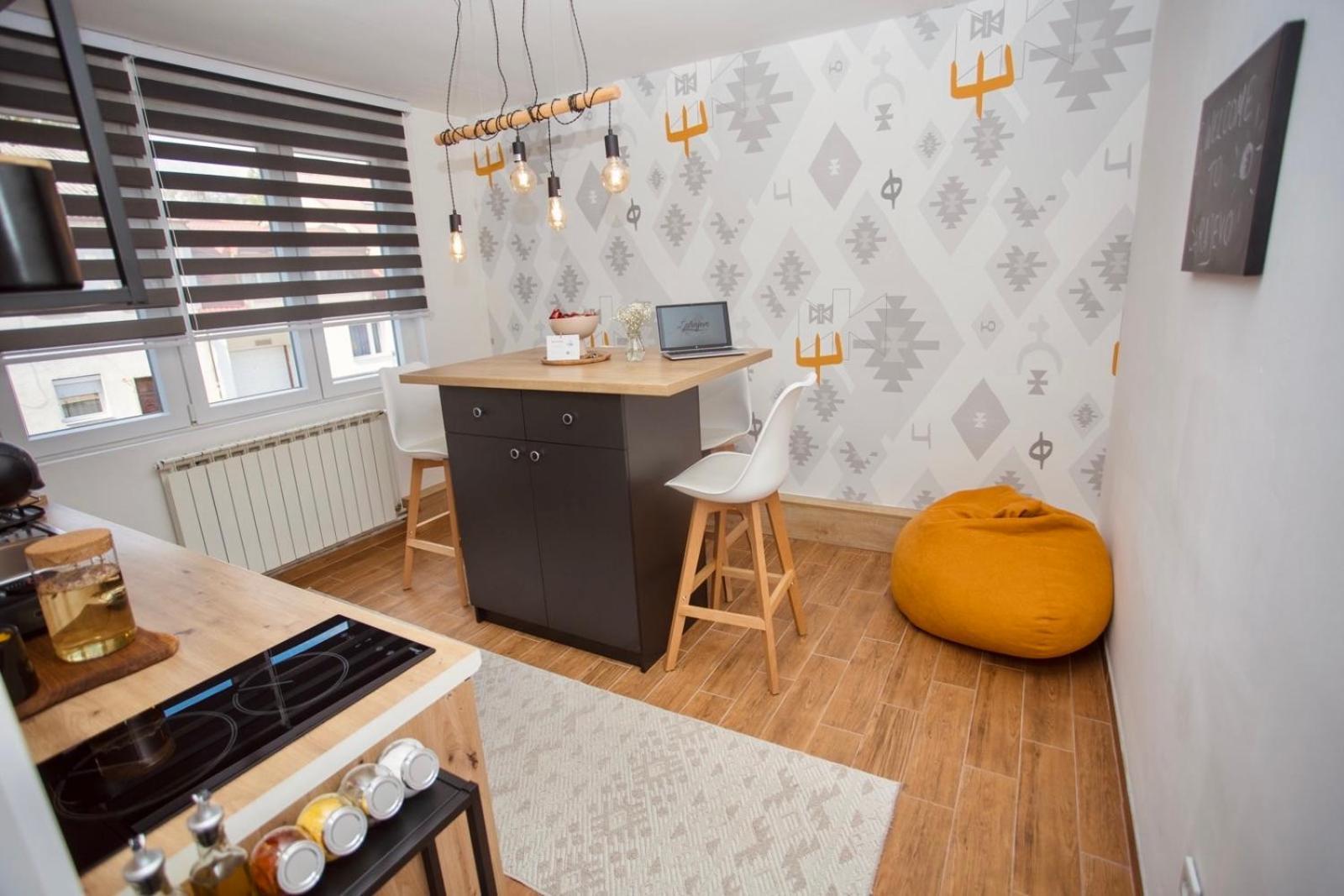 Mak Apartment - Free Parking - Balcony Szarajevó Kültér fotó